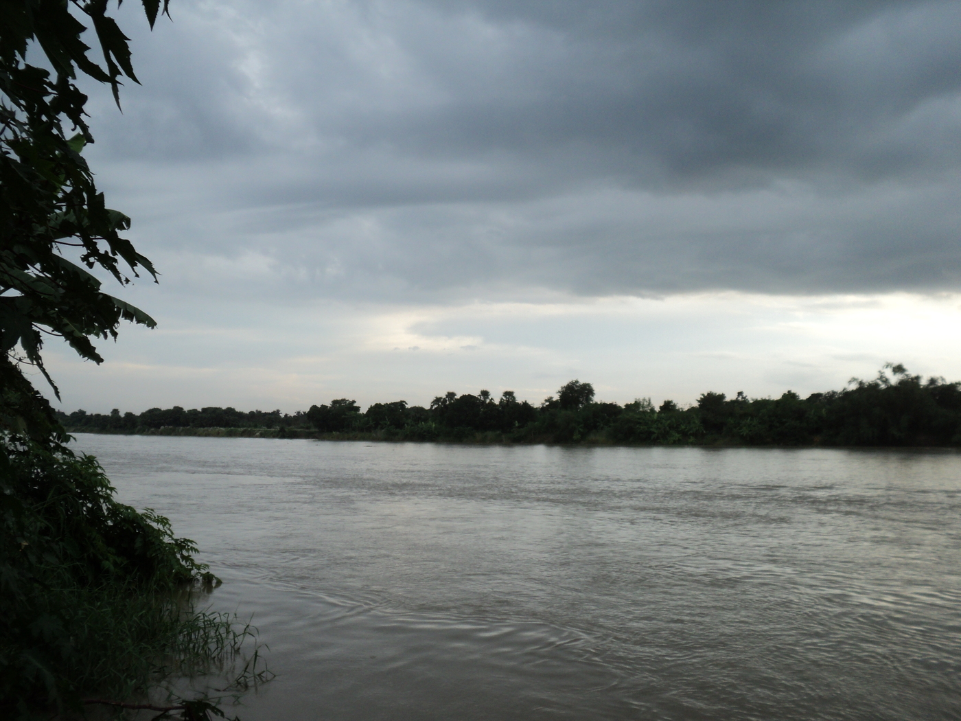 The Bhagirathi river at Murshidabad, on whose western bank both Hemalata's house at Budhaipara and her disciple Yadunandana Dasa's home village stood