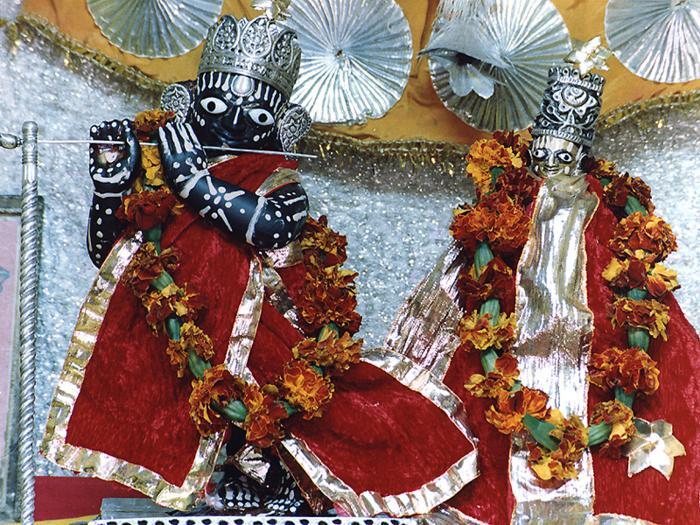 The replica (pratibhu-murti) of the original Radha-Vinoda Deity, worshiped in Vrindavana.